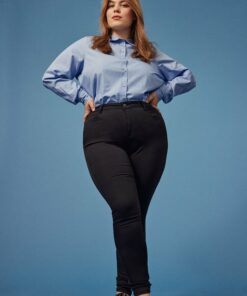 ZiJCat Stay Black Amy Jeans