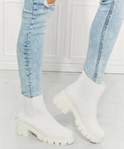 MMShoes Work For It Matte Lug Sole Chelsea Boots in White