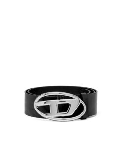 Belt with D logo buckle