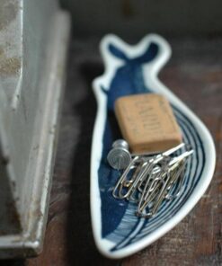 classiky_-_kata_kata_whale_ceramic_tray