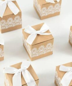 50pcs-rustic-kraft-wedding-favor-boxes-with-white-lace